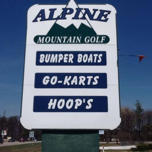 Alpine Mt Golf signage